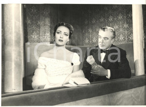 Fotografia d epoca originale 1955 CINEMA Film Gli ultimi cinque minuti Linda DARNELL Vittorio DE SICA Foto 1