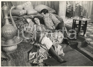 Fotografia d epoca originale 1955 CINEMA French Cancan Maria FELIX Michel PICCOLI Foto 18x13 cm 1