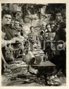 Fotografia d epoca originale 1952 CINEMA Robin Hood e i compagni della foresta  Richard TODD Foto 20x26 1