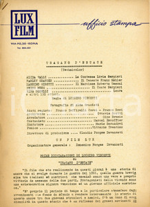 1953 SENSO / URAGANO D'ESTATE di Luchino VISCONTI Note di produzione LUX FILM Documento d'epoca realizzato dall'ufficio stampa della Lux Film contenente le note di produzione di "Uragano d'estate" (poi titolato "Senso) per la diffusione a mezzo stampa nei giorni in cui partivano le riprese del film. Oltre al cast e alle informazioni biografiche degli artisti, il documento contiene le prime dichiarazioni di Luchino Visconti sul film e un approfondimento sulla rievocazione della Battaglia di Custoza.  PAGINE: 6 facciateCONDIZIONI:VERY POOR/gravemente danneggiato Bruniture diffuse, piegature centrali d'epoca, strappi al margine inferiore delle pagine, strappo al margine sinistro, lievi piegature agli angoli, scritte a penna.FORMATO: 21x31 cm originale e autentica 1