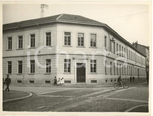 Fotografia d epoca originale 1930 ARCHITETTURA MILANO ISOLA Ampliamento scuola via Jacopo Dal Verme Foto 1