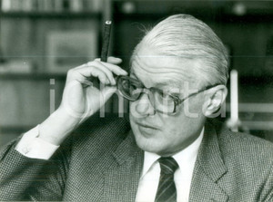 Fotografia d epoca originale 1988 BONN DE Gerhard STOLTENBERG Ministro Difesa CDU con sigaro Fotografia 1