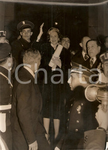 Fotografia d epoca originale 1960 MADRID Fabiola MORA Y ARAGON  Pergamena  figlia prediletta della città  3 1