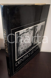 Libro, pubblicazione d epoca 1977 Dentro le case  Foto G. BERENGO GARDIN 263 pp. ELECTA 1