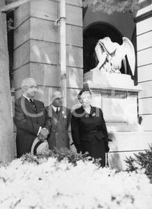 Fotografia d epoca originale 1958 GENOVA Harry TRUMAN visita il Cimitero di Staglieno 4 Foto 18x24 1