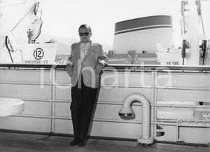 Fotografia d epoca originale 1958 GENOVA T/N Independence  Arrivo compositore Jule STYNE Foto 24x18 cm 2 1