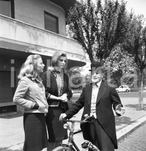 Fotografia d epoca originale 1967 Roma TOTO  in piazza del Fante 2 NEGATIVO ORIGINALE 1