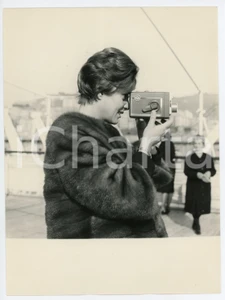 Fotografia d epoca originale 1962 GENOVA Alida VALLI fotografa sulla nave in partenza per gli USA  Foto 1 1