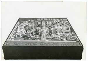 Fotografia d epoca originale 1939 FIERA DI MILANO Plastico Cav. N. ROSSI Vista da Piazza Giulio Cesare  Foto 1
