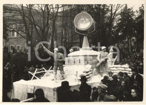 Fotografia d epoca originale 1938 MILANO Giornata della Neve  Carro AEM Azienda Elettrica Municipale Foto 1