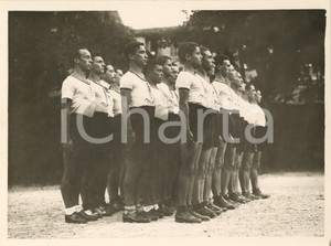 Fotografia d epoca originale 1935 ca ROMA  CAMPO DUX  Squadra Avanguardisti di Milano vincitrice Foto 1