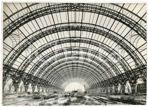 Fotografia d epoca originale 1930 ca MILANO Cantiere nuova Stazione Centrale Costruzione delle navate Foto 1 Fotografia d epoca originale 1930 ca MILANO Cantiere nuova Stazione Centrale Costruzione delle navate Foto 1
