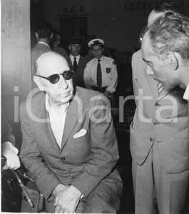 Fotografia d epoca originale 1958 GENOVA Arrivo di IGOR STRAVINSKIJ Fotografia vintage RARA 18x24 cm 2 1