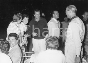 Fotografia d epoca originale 1958 PORTOFINO Attore Gabriele FERZETTI a una serata mondana  Foto 24x18 cm 2 1