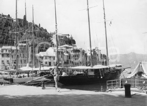Fotografia d epoca originale 1955 PORTOFINO Principe BERTIL di Svezia in vacanza  Foto RARA 24x18 cm 1 1