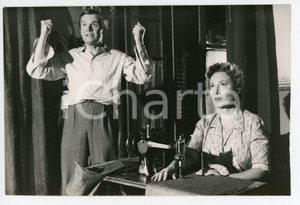 Materiale cinematografico d’epoca 1957 CINEMA El batallón de las sombras Regia di Manuel MUR OTI Foto 17x11 cm 4 1