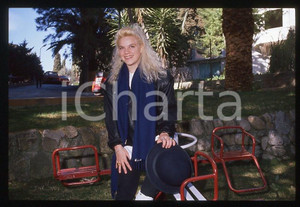 Fotografia d epoca originale Nikka COSTA  Festival di SANREMO 1990  Garden 35mm vintage slide 3 1