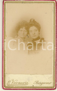 Fotografia d epoca originale 1880 ca COMO Madre e figlia  Ritratto Foto G. VAVASSORI CDV 1