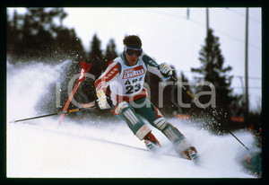 Fotografia d epoca originale 1988 ARE SCI  Felix MCGRATH durante lo SLALOM SPECIALE 35mm VINTAGE SLIDE 1