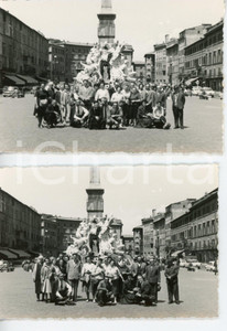 Fotografia d epoca originale 1955 ca ROMA Giornata ACLI Comitiva all Obelisco di Domiziano  Lotto 2 foto 1