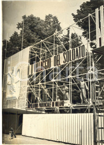 Fotografia d epoca originale 1943 MILANO Dopolavoro Provinciale  Allestimento Villaggio del Soldato Foto 1