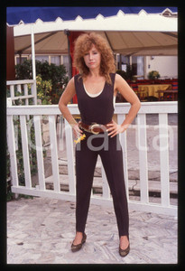 Fotografia d epoca originale 1990 ca COSTUME  Victoria VERA Ritratto dell attrice 35mm VINTAGE SLIDE 2 1