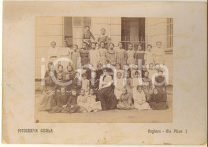 Fotografia d epoca originale 1915 ca VOGHERA Istituto femminile  Classe con maestra  Foto CICALA 2 1