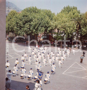 Fotografia d epoca originale 1960 ca VENTIMIGLIA Piazza della Libertà Battaglia dei Fiori POSITIVO ORIGINALE 1