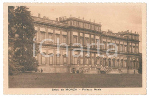 Cartolina originale da collezione 1923 MONZA Visitatori a Palazzo Reale  Cartolina ANIMATA FP NV 1
