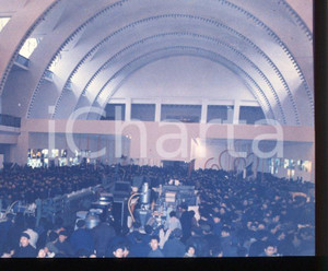 Negativo, diapositiva originale 1979 WUHAN CHINA Palazzo Esposizione  Mostra MONTEDISON POSITIVO ORIGINALE 1