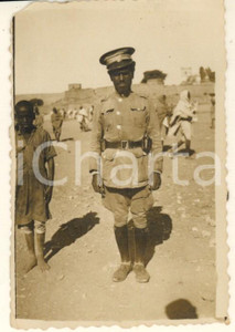 Fotografia d epoca originale 1935 ca AOI ETIOPIA Truppe coloniali  Ritratto di ascaro  Foto 6x9 cm 1