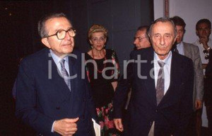 Fotografia d epoca originale 1990 MARINA DI PIETRASANTA LU Ennio MORLOTTI Giulio ANDREOTTI DIAPOSITIVA 1 1