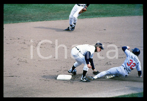 Fotografia d epoca originale 1988 BASEBALL Dan GLADDEN MINNESOTA TWINS / Alan TRAMMELL 35mm VINTAGE SLIDE 1
