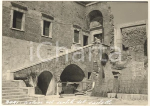 Fotografia d epoca originale 1965 ca BARI Cortile del castello  Scalone Foto bozzetto per cartolina 15x10 1
