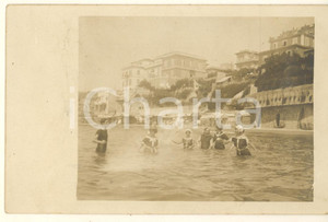Fotografia d epoca originale 1912 NETTUNO RM Riviera di Ponente  Bagnanti al lido Foto COSTUME 14x9 1