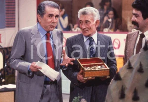 Fotografia d epoca originale 1980ca Enzo TORTORA durante la trasmissione Portobello TV 35mm vintage slide 1