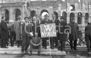 Fotografia d epoca originale 1970 ROMA visita di NIXON manifestazione di supporto NEGATIVO ORIGINALE 1 1