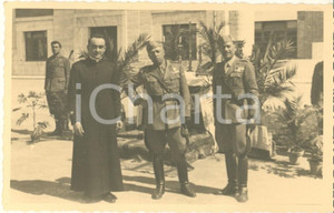 Fotografia d epoca originale 1942 WW2 SIENA Caserma Lamarmora  Col. FORNERIS Cappellano don FERRI Foto 14x9 1