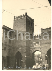 Fotografia d epoca originale 1965 ca MILANO Porta Ticinese Foto artistica animata FIAT 500 10x15 cm 1