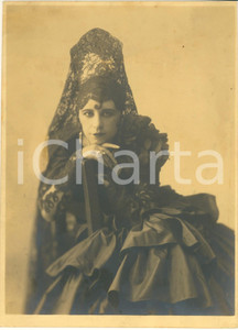 Fotografia d epoca originale 1920 ca LIRICA Gisella BESANZONI LAGE cantante in Carmen Foto RARA 17x23 cm 1