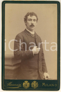 Fotografia d epoca originale 1886 MILANO Famiglia SECCAMANI di Brescia  Giovane uomo Foto MARCOZZI 11x16 1