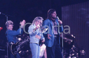 Fotografia d epoca originale 1986 FESTIVALBAR Samantha FOX Claudio CECCHETTO 35mm VINTAGE SLIDE 1
