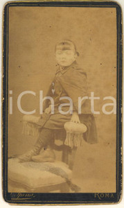 Fotografia d epoca originale 1870 ca ROMA Ritratto di bambina con la mantella Foto Vincenzo SPINA CDV 1