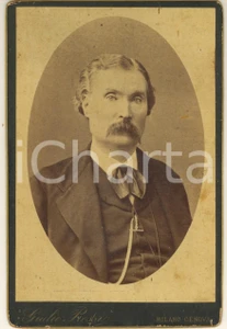 Fotografia d epoca originale 1890 ca MILANO Ritratto maschile  Foto Giulio ROSSI 11x16 cm 1