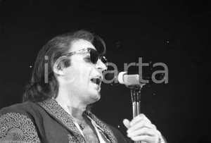 Fotografia d epoca originale 1990ca MUSICA Vasco ROSSI in concerto NEGATIVO ORIGINALE 9 1