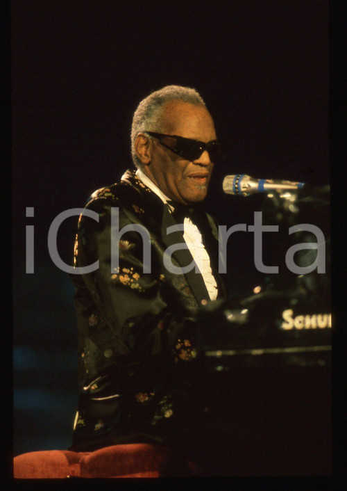 35mm vintage slide* 1990ca Ritratto di Ray CHARLES al pianoforte (12)