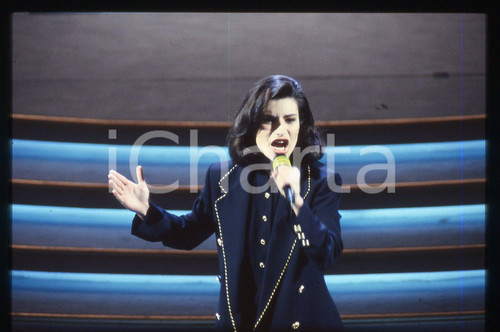 35mm vintage slide*1993 Festival SANREMO Laura PAUSINI canta "La Solitudine" (4)