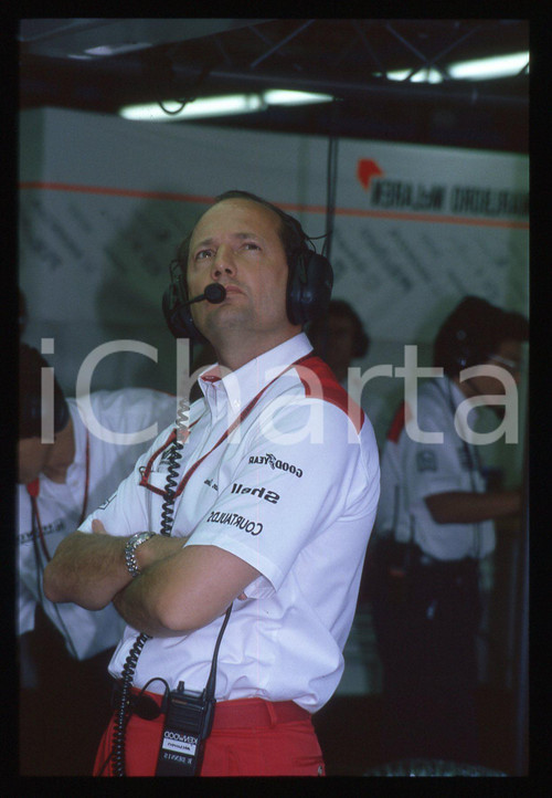 35mm vintage slide* 1991 FORMULA 1 Rod DENNIS nei box MCLAREN