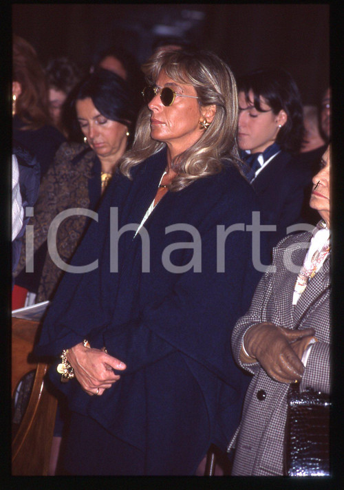 35mm vintage slide* 1995 MILANO - Paola FRANCHI ai funerali di Maurizio GUCCI
