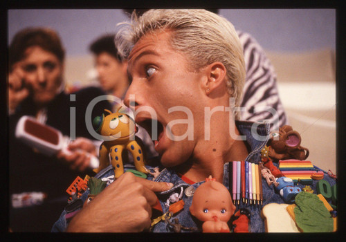 35mm vintage slide* 1989 FINALMENTE VENERDI' Terry BEEMAN ritratto ballerino (6)